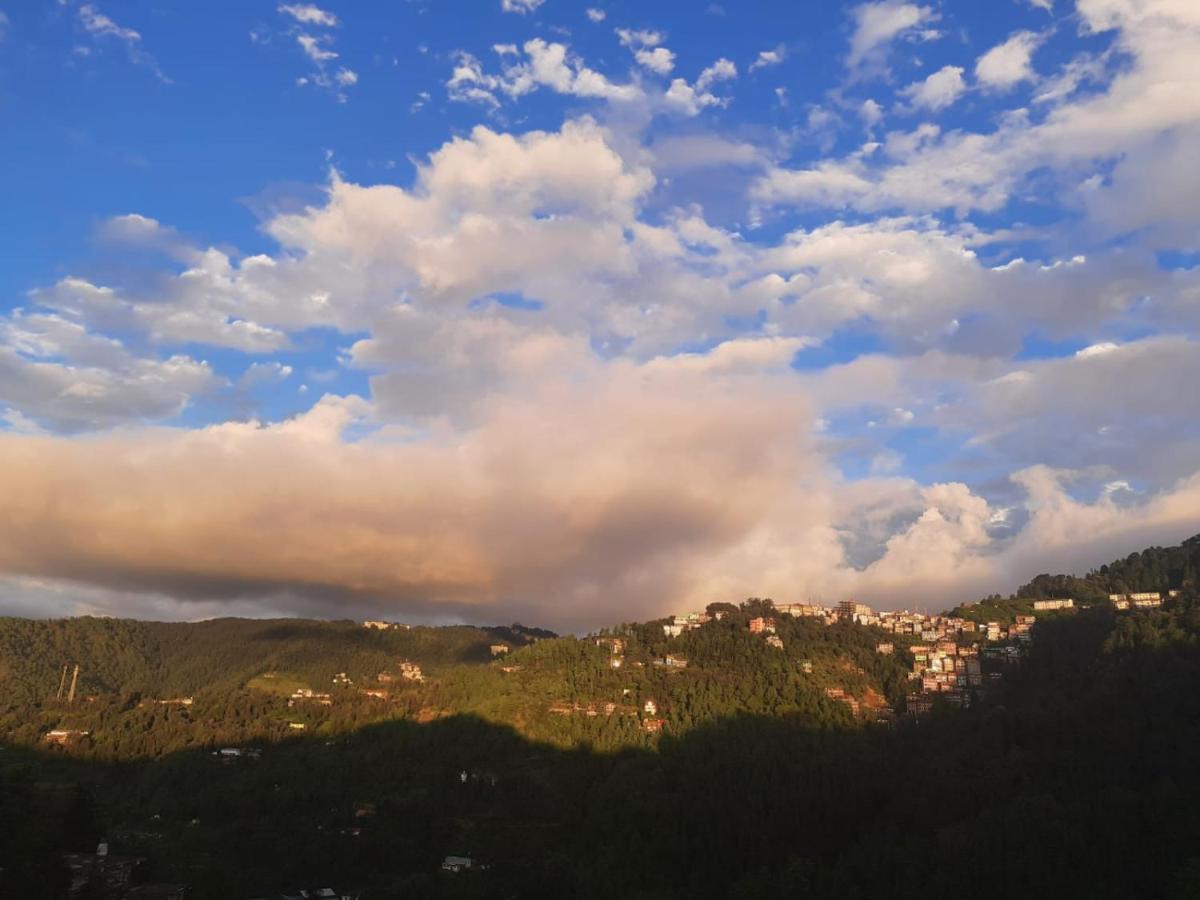 Him Aashrey B&B Homestay Shimla Eksteriør billede
