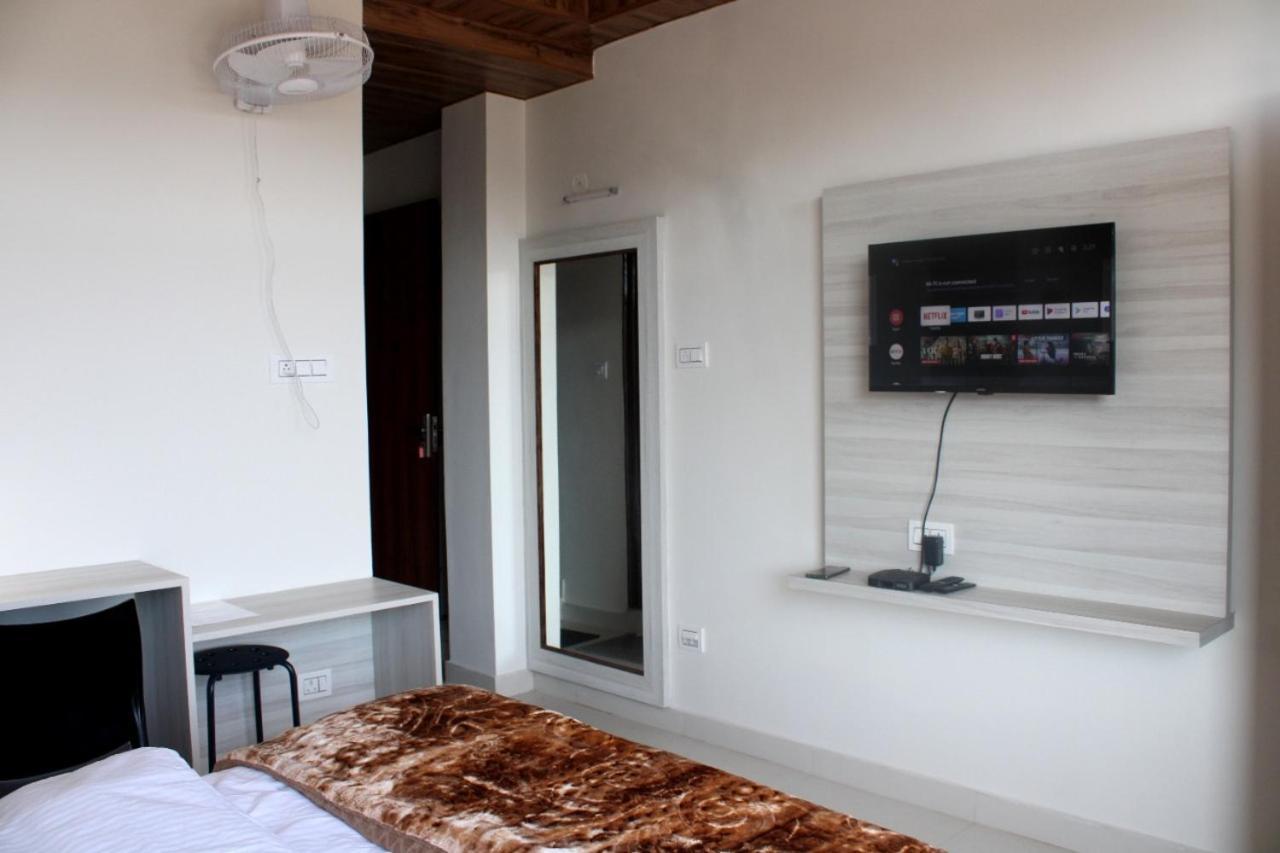 Him Aashrey B&B Homestay Shimla Eksteriør billede